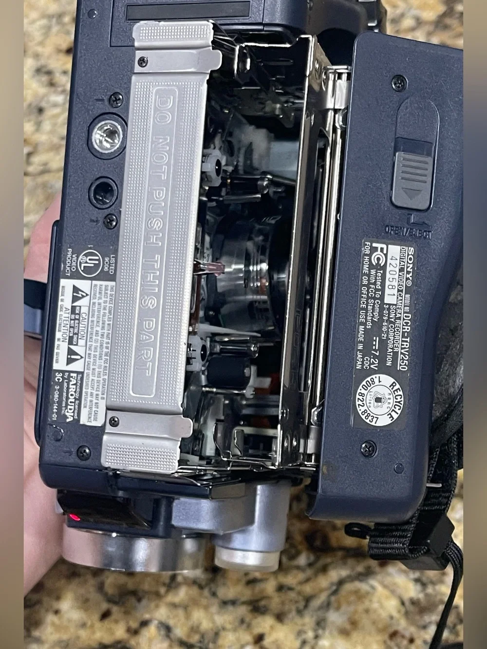 Sony DCR-TRV250 Digital8 Handycam camcorder